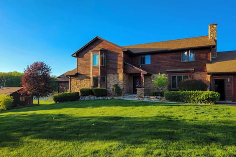 Rapid City Vacation Rental | 8BR | 7BA | 7,000 Sq Ft