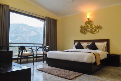 Deluxe Double Room | Free WiFi