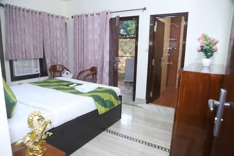 Apartment, City View | Blackout drapes, soundproofing, iron/ironing board, free WiFi
