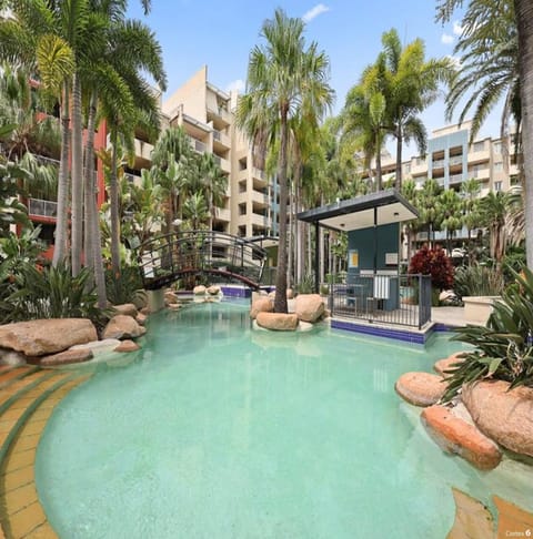 Apartment | Pool | Outdoor pool
