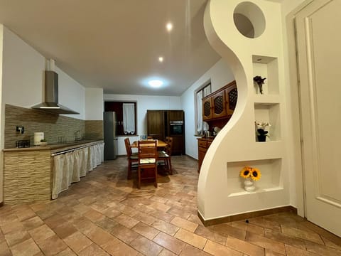 La Rosa Dei Venti Ponente Apartment nestled in the countryside. Apartment in Tuscany