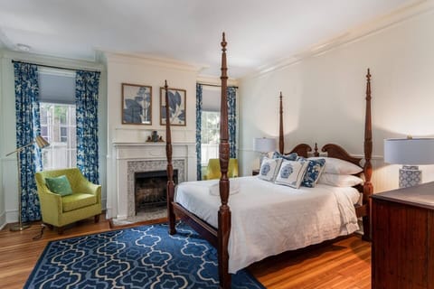 Revisit Historic Charleston | The Iris Suite