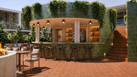 3 bars/lounges, poolside bar