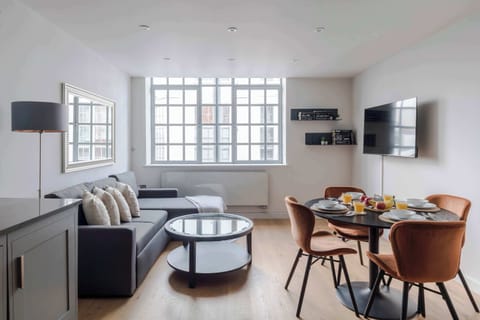 Apartment, Multiple Beds, Kitchen, City View (Sandra House 6) | Dining