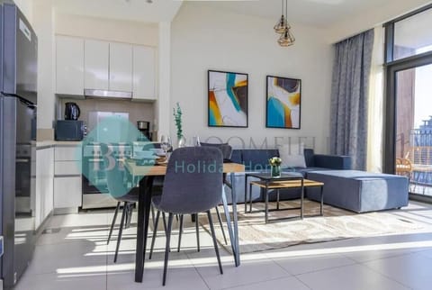 Apartment, Balcony | Living area