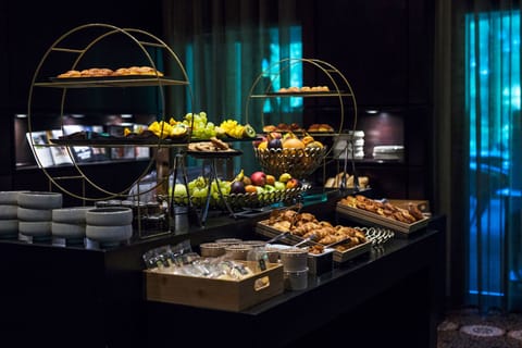 Daily buffet breakfast (EUR 30 per person)