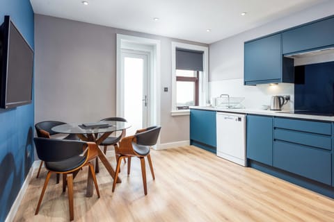 Standard House, Balcony | Dining