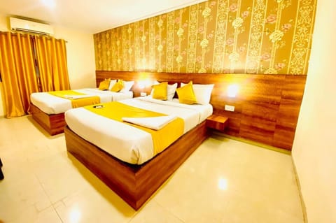 Presidential Suite, 1 King Bed, City View | Free WiFi