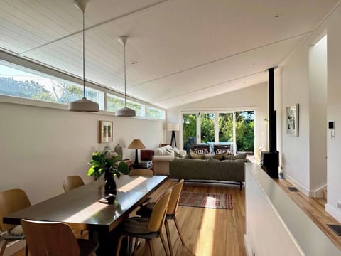 Light-Filled Living