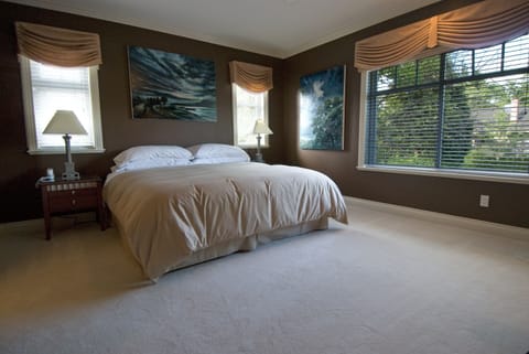 Master king bedroom with ensuite