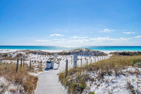 House, Multiple Beds (House of Blues) | Beach