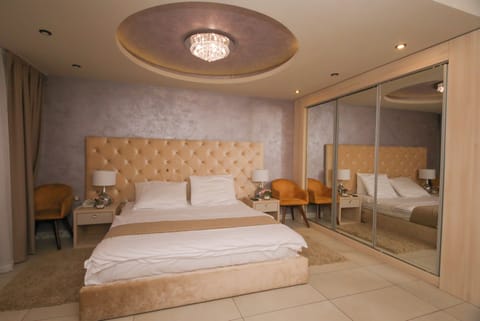 Luxury Studio | Free WiFi