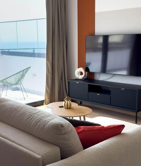 Living room , 55" TV Samsung