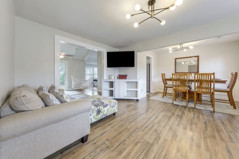 Ladson Vacation Rental | 2BR | 2BA | 2,000 Sq Ft | 5 Steps to Enter