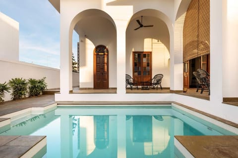 Holiday Home Swimming Pool