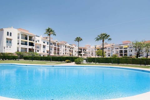 Holiday Home Swimming Pool