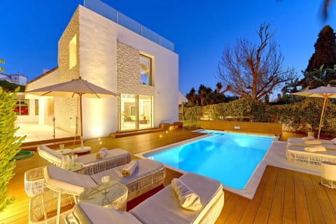Holiday Home Swimming Pool