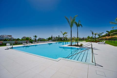 Holiday Home Swimming Pool