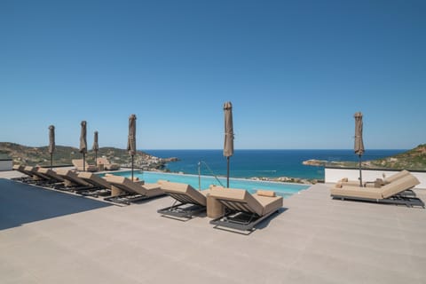 Infinity pool and view