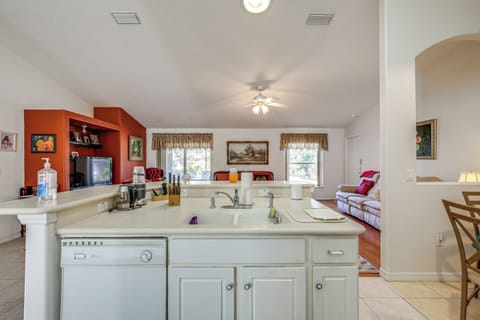 House (2 Bedrooms) | Interior