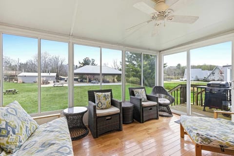 Sunlit mornings and easy afternoons, all in one place!