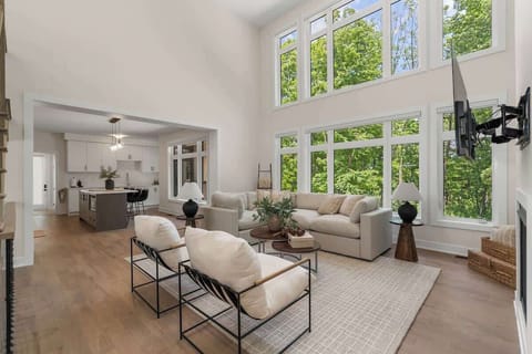 Cozy and inviting living space with comfortable seating, perfect for relaxing or gathering with loved ones.