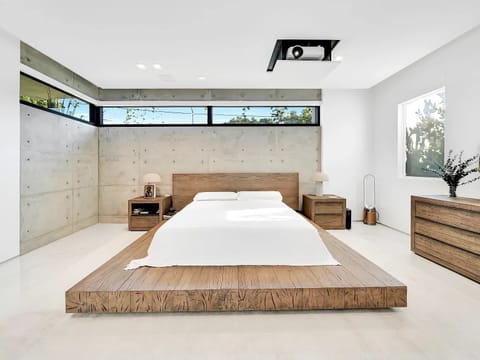 Luxury House | Free WiFi