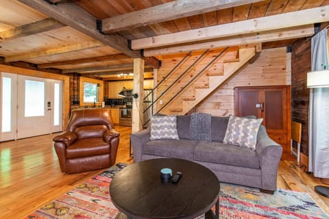 Chalet (2 Bedrooms) | Interior
