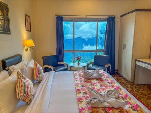 Double Room, Mountain View | WiFi (free)