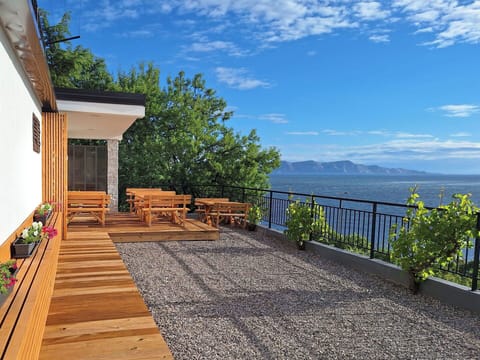 Furniture, Outdoor Furniture, Table, Chair, Outdoor Table, Garden, Kitchen & Dining Room Table, Patio, Restaurant, Flowerpot