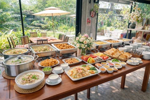 Free daily local cuisine breakfast