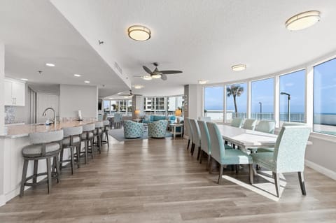 Condo, Multiple Beds (Peck Plaza 9NW) | Dining