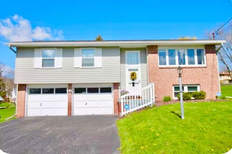 Welcome home! Ideally situated near Enjoy Golf Course, Little Italy, Highland Park, BU, UHS, and Guthrie Hospitals — offering both convenience and community.