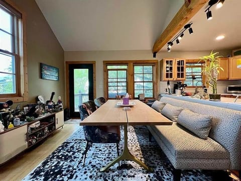Dining Area w/amazing views of Mount Crested Butte
