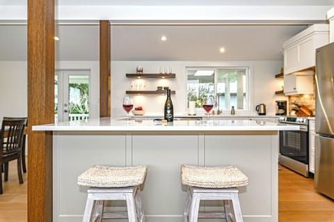 Breakfast Bar at Wine Hour