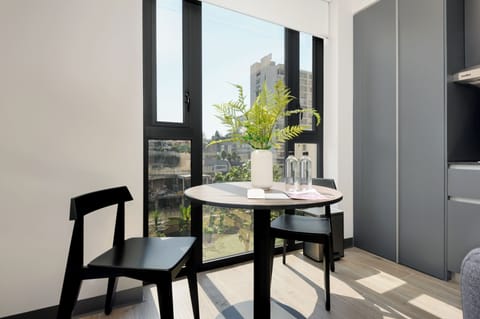 Apartment (LA1) | Dining room