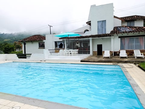 House, 4 Bedrooms, Private Pool, Garden View | Pool | Outdoor pool