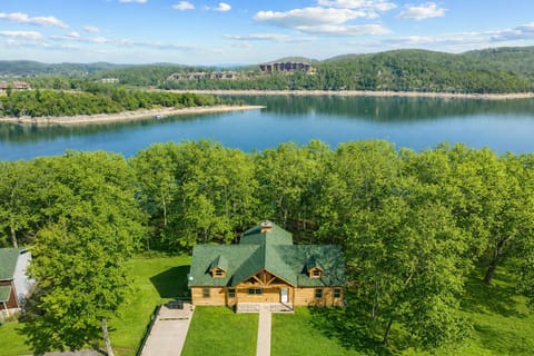 Aerial View showing proximity to the lake