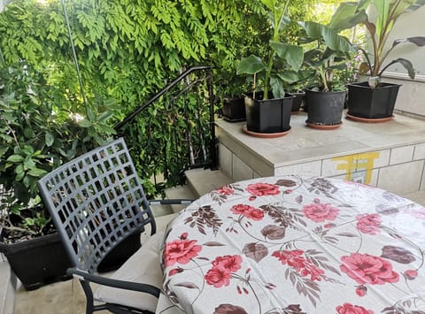 Apartment (One bedroom apartment (Mali)) | Dining room