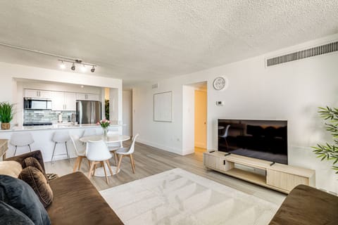 Denver Vacation Rental | 1BR | 1BA | 783 Sq Ft