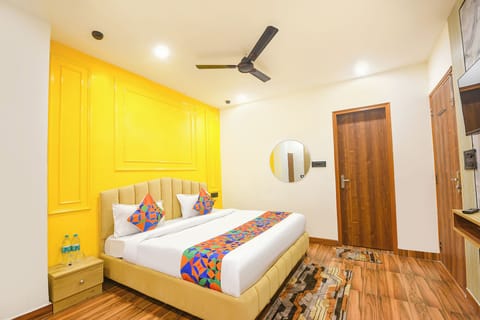 Deluxe Room | Egyptian cotton sheets, premium bedding, in-room safe, free WiFi