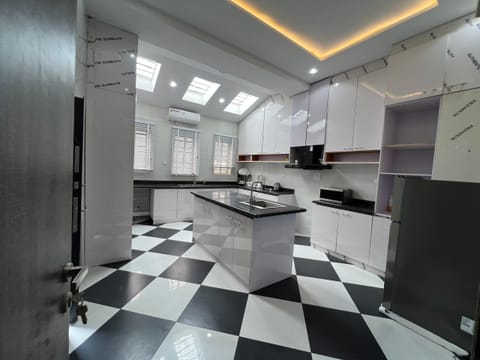 Deluxe Apartment | Private kitchen