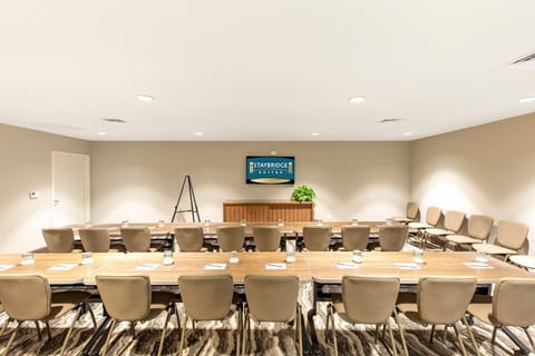 Gather in this versatile meeting space, perfect for collaboration and creativity.