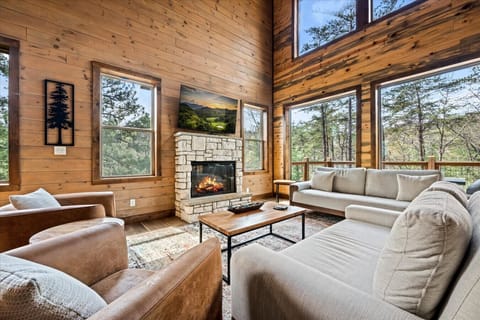 Unwind beside the fire, soak in the natural light, and enjoy the kind of cozy mountain atmosphere that makes you want to stay a little longer.
