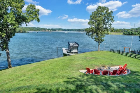 House, Multiple Beds, Patio (LAKE Pine Knob Point) | Water view