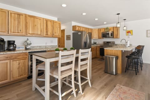 Main House kitchen and dining area