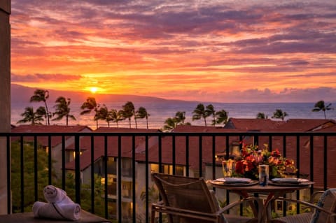 Catch some gorgeous sunsets from your private lanai KS-736