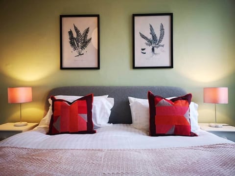 Super kingsize bed in the master bedroom