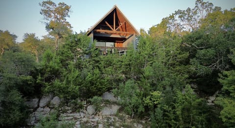 Wild Oak Cottage at Wanderin Star Farms