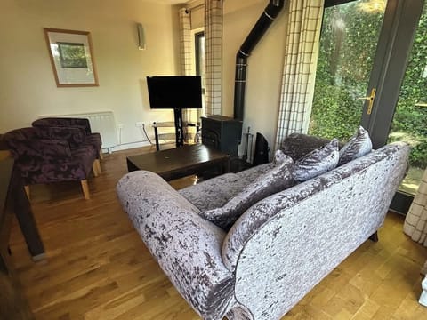 Living Room / Lounge